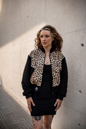 BOMBER REVERSIBLE LEO Y NEGRO